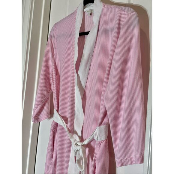 The Royal Standard size S/M pink and white striped robe - Picture 5 of 9